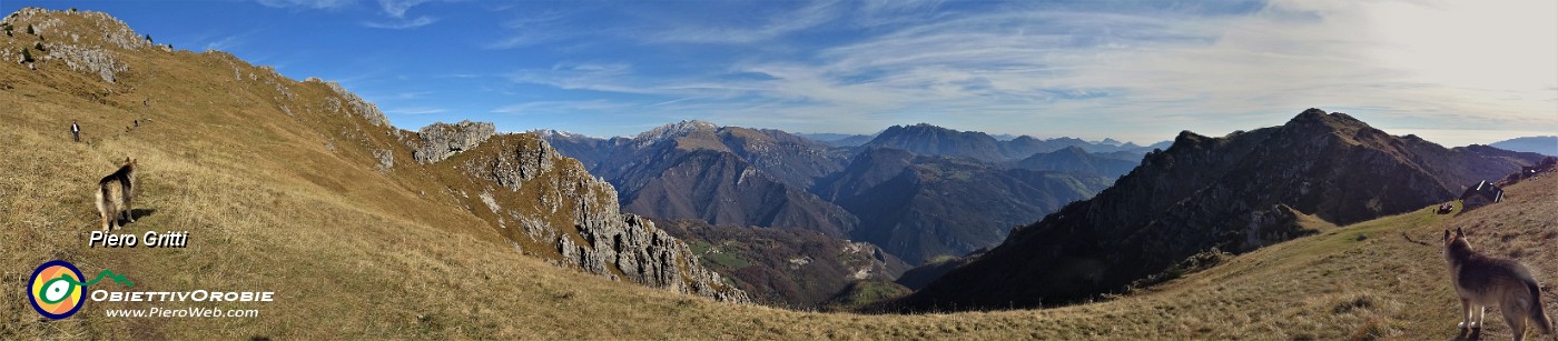 61 Dalla Baita Venturosa evvai per la la cima del Venturosa.jpg